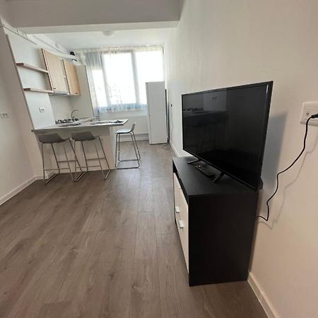 Sunny Apartments Suceava 64 Екстериор снимка