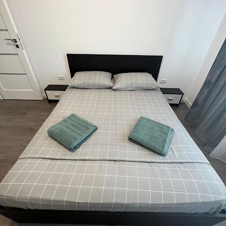 Sunny Apartments Suceava 64 Екстериор снимка