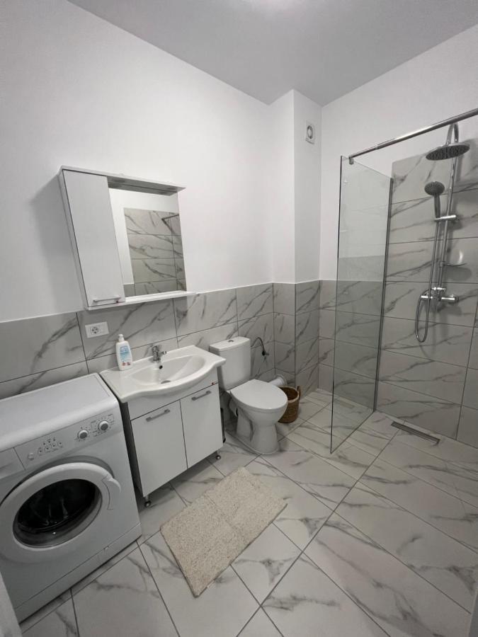Sunny Apartments Suceava 64 Екстериор снимка