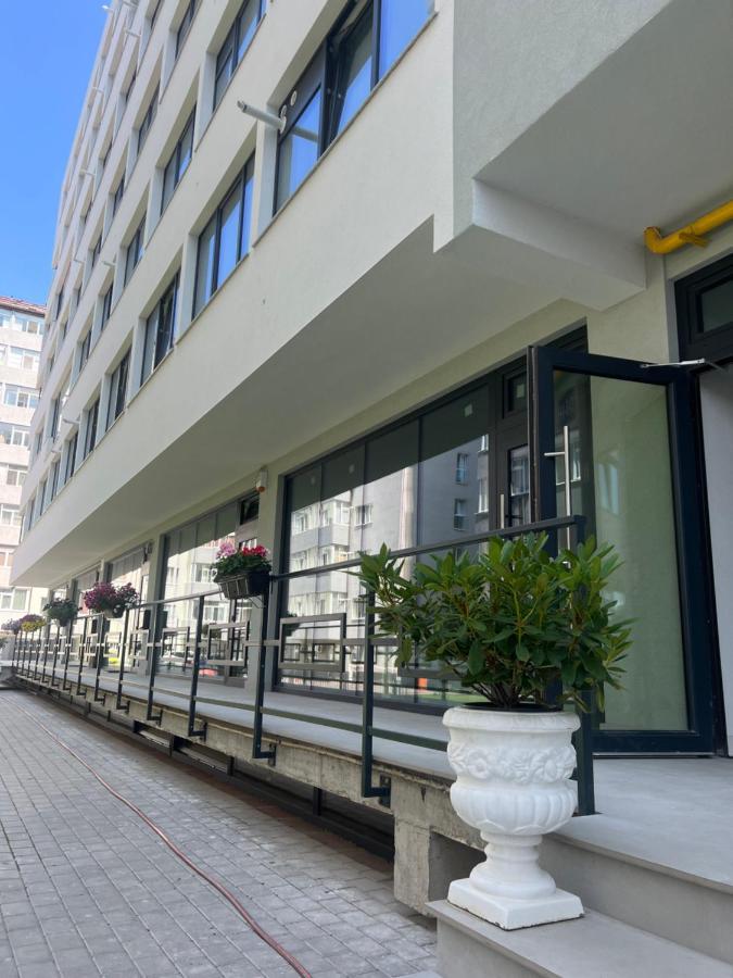Sunny Apartments Suceava 64 Екстериор снимка