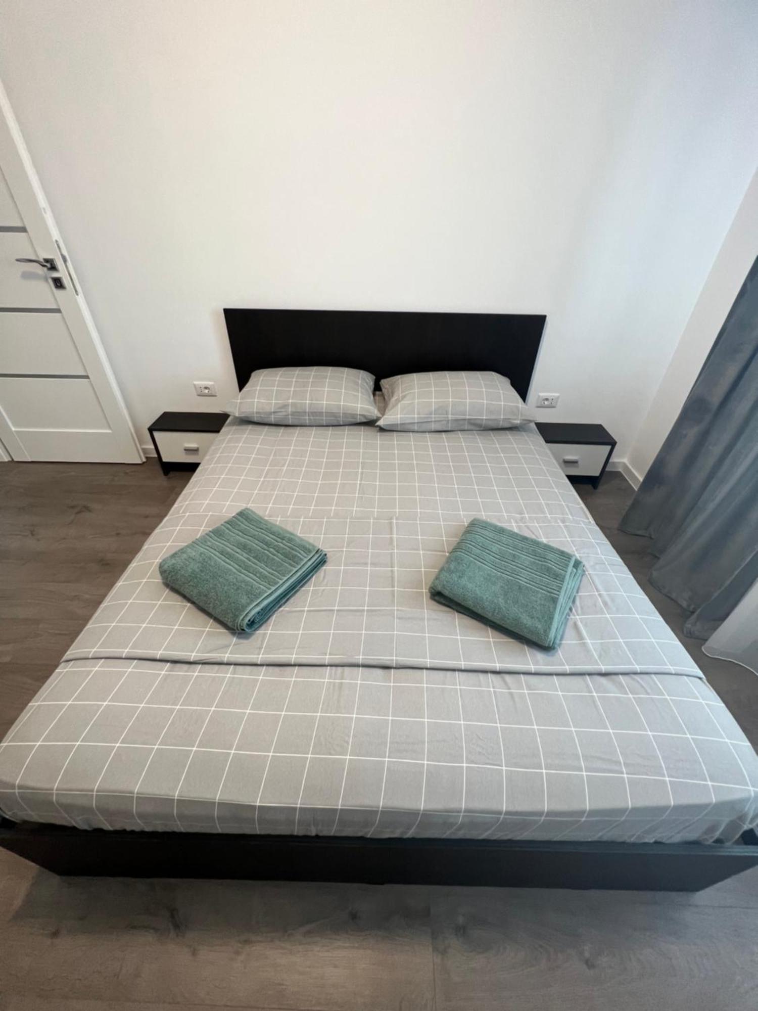 Sunny Apartments Suceava 64 Екстериор снимка