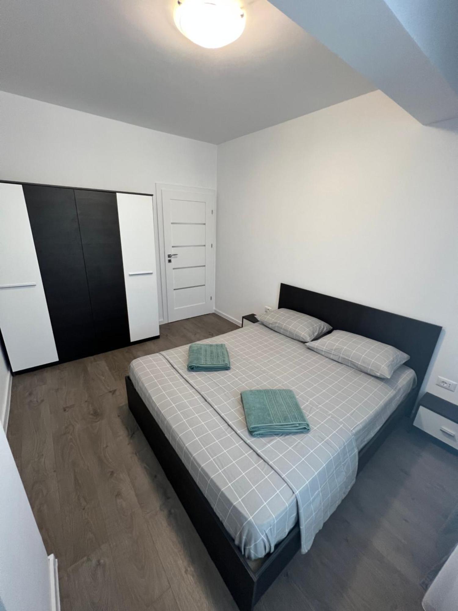 Sunny Apartments Suceava 64 Екстериор снимка